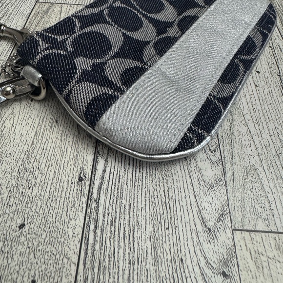 Coach Blue Denim & Silver Signature C Wristlet NWT - Picture 4 of 10